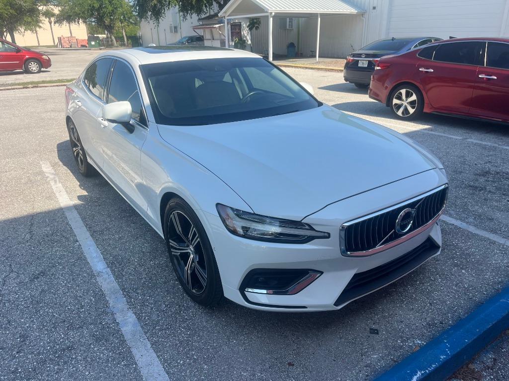 2022 Volvo S60